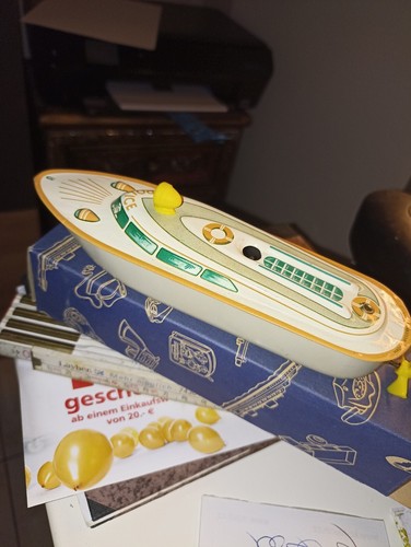 Polizei boot 711 mitbox - polizei,