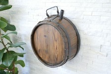 Alter schöner Holzbehälter