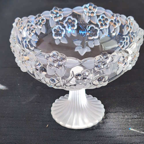 Runde glasschale mit fuß - runde,