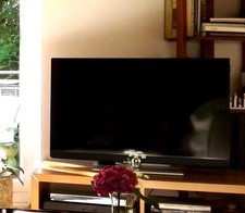 Loewe Art 40 UHD schwarz -102