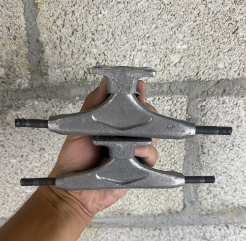 Vintage gullwing level - gullwing, iii