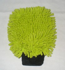 Broszio ~ Fluffiger Staub - Handschuh ~ grün ~ nicht benutzt