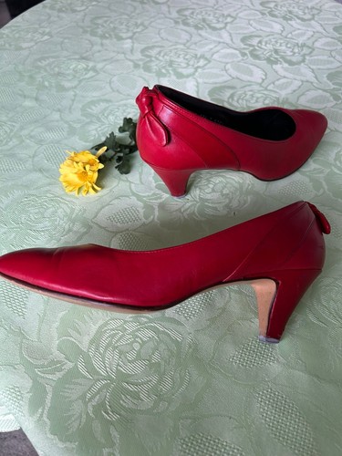Rote pumps mit - rote,