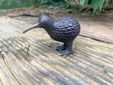 Bronze Kiwi, Vogel