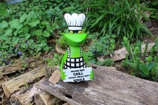 Zaunhocker frosch grill kohle - frosch,