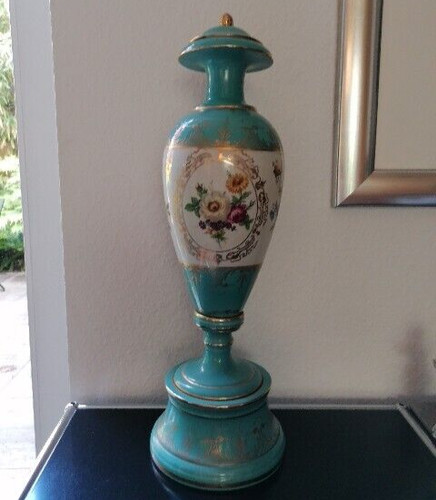 Prunkvolle amphore vase auf - prunkvolle,