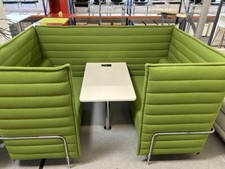 Vitra Alcove Cabin 2-Sitzer Highback grün chrom Designklassiker