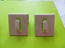 2 St. Fensterclip