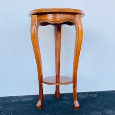 Beistelltisch antiker Stil
