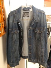 NEW WITH TAGS =  Levi's Men's