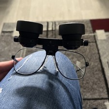 Lupenbrille mit verstellbarem