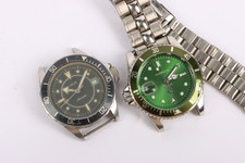 Mens Assorted Vintage Mechanical Dive Watches x 2