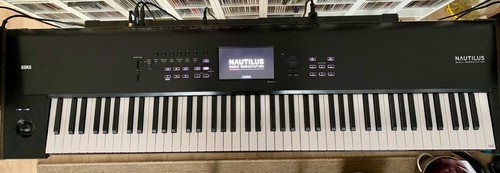 Korg nautilus neuwertig - korg,