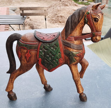 Pferd aus Holz, filigran