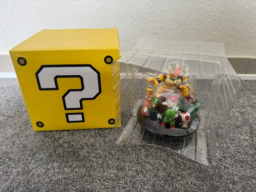 Club nintendo 2010 statue - club,