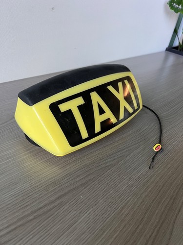 Taxischild hale trs mit - |, |