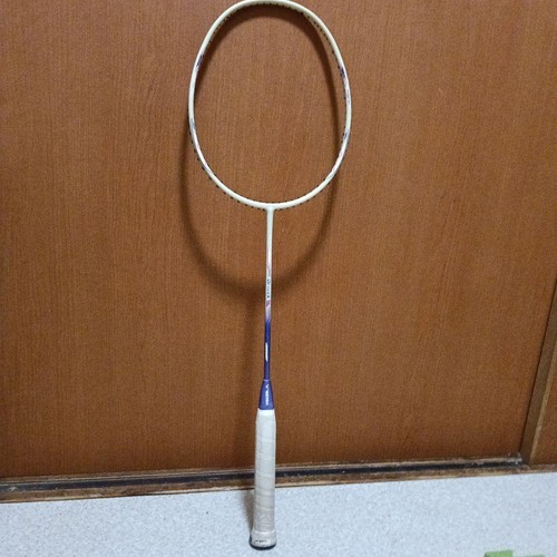 Victor badminton racket - badminton,