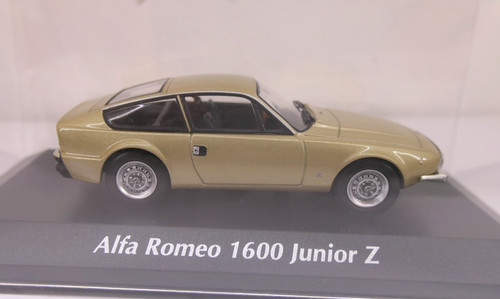 Maxichamps alfa romeo - maxichamps, 1:43