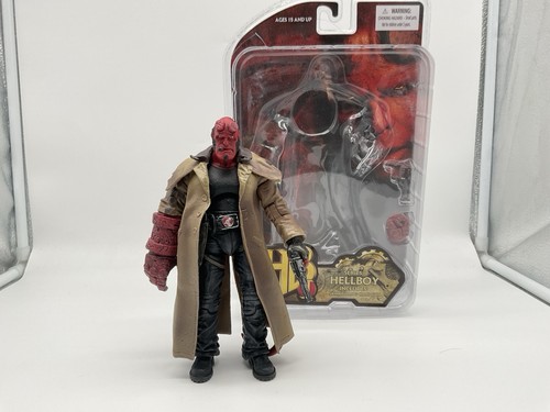 Mezco hellboy action figur - 2,