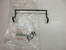 R191. Kawasaki ZR 750 Zephyr Sitzbankhalter Verschluß Sitzverrieglung 27012-1398