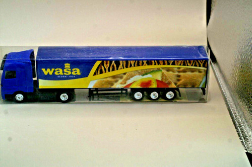 Vitrinenmodell truck mit der - vitrinenmodell:,
