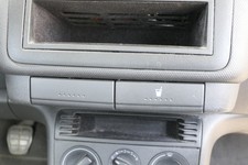 Seat Arosa VW Lupo Becherhalter Dosenhalter unten geschraubt schwarz 1