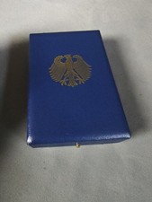 Bundesverdienstkreuz am Band