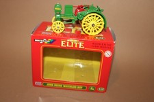 BRITAINS ELITE 40523 1:32 Traktor JOHN DEERE WATERLOO BOY mit OVP 2005