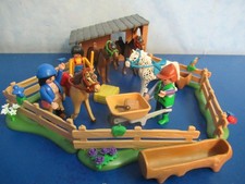 Pferdestall koppel  Pferde