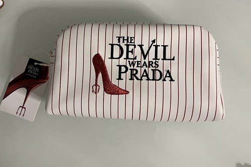 Devil wears prada - devil,