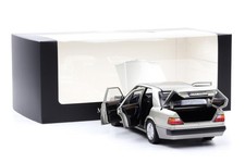 1:18 Norev Mercedes-Benz 500 E