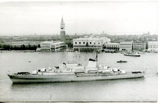 S.S. DEUTSCHLAND - Foto des Schulschiffes - Liegeplatz vor Venedig