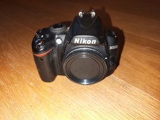Nikon D3000
