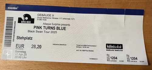 Pink turns blue köln - turns, 2025
