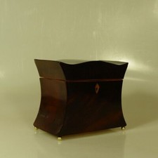 Königin Wilhelmina/Niederlande/Jugendstil/Teedose/Schatulle in Mahagoni furniert