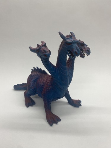 Vintage dreiköpfiger drache - vintage,