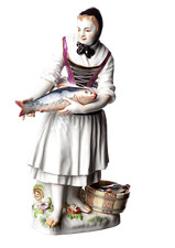 Figur Fischerin mit Korb