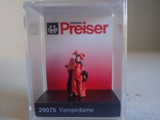 Preiser Vampirdame Zirkus
