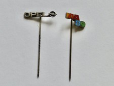 2 Anstecknadeln, Opel Blitz und IAA 1989