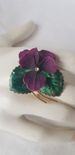 Vintage Modeschmuck Brosche mit Veilchen und emaillierten Blättern