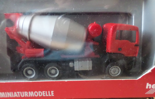 Herpa man tga - herpa,