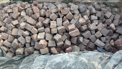 Natursteinpflaster - m²,