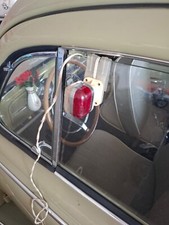 WINDOW CLIP LAMP  HELPHOS CAR