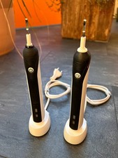 2 x Braun Oral B Professional