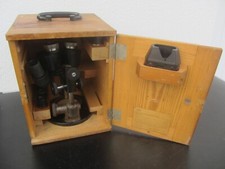 Altes Mikroskop Zeiss mit Kiste