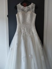 Hochzeitskleid in Elfenbein