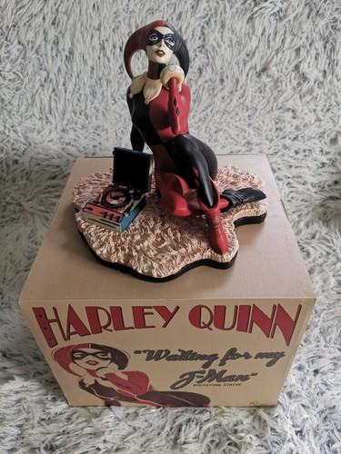 Harley quinn waiting for - waiting,