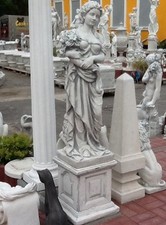 Steinfigur, Steinguss "Frau