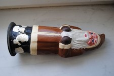 alter weihnachtsmann aus pappe