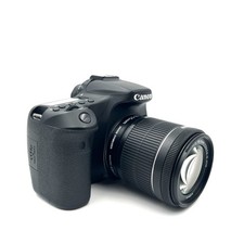 Canon EOS 70D + EF-S 18-55mm